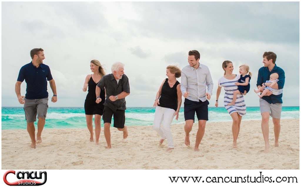 Family Reunion Portraits at Cancun Beach